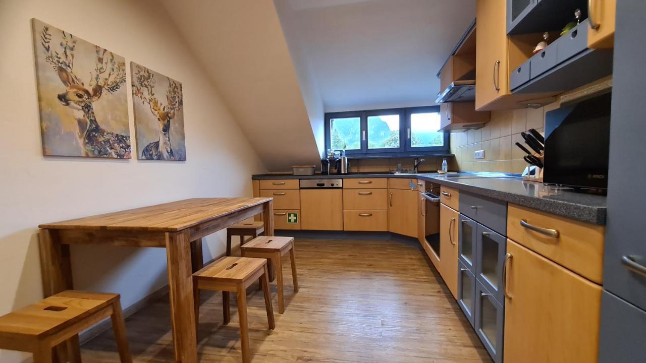 Bunter Hirsch Im Garmischer Zentrum Apartment